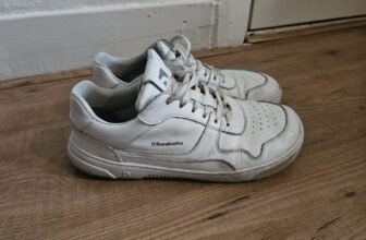 Barebarics barefoot sneakers, gefotografeerd voor barefootwereld.nl